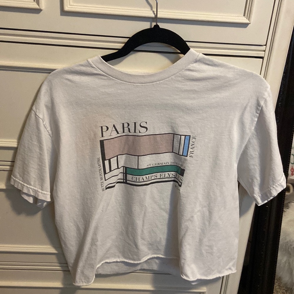 Graphic tee super cute wear anywhere